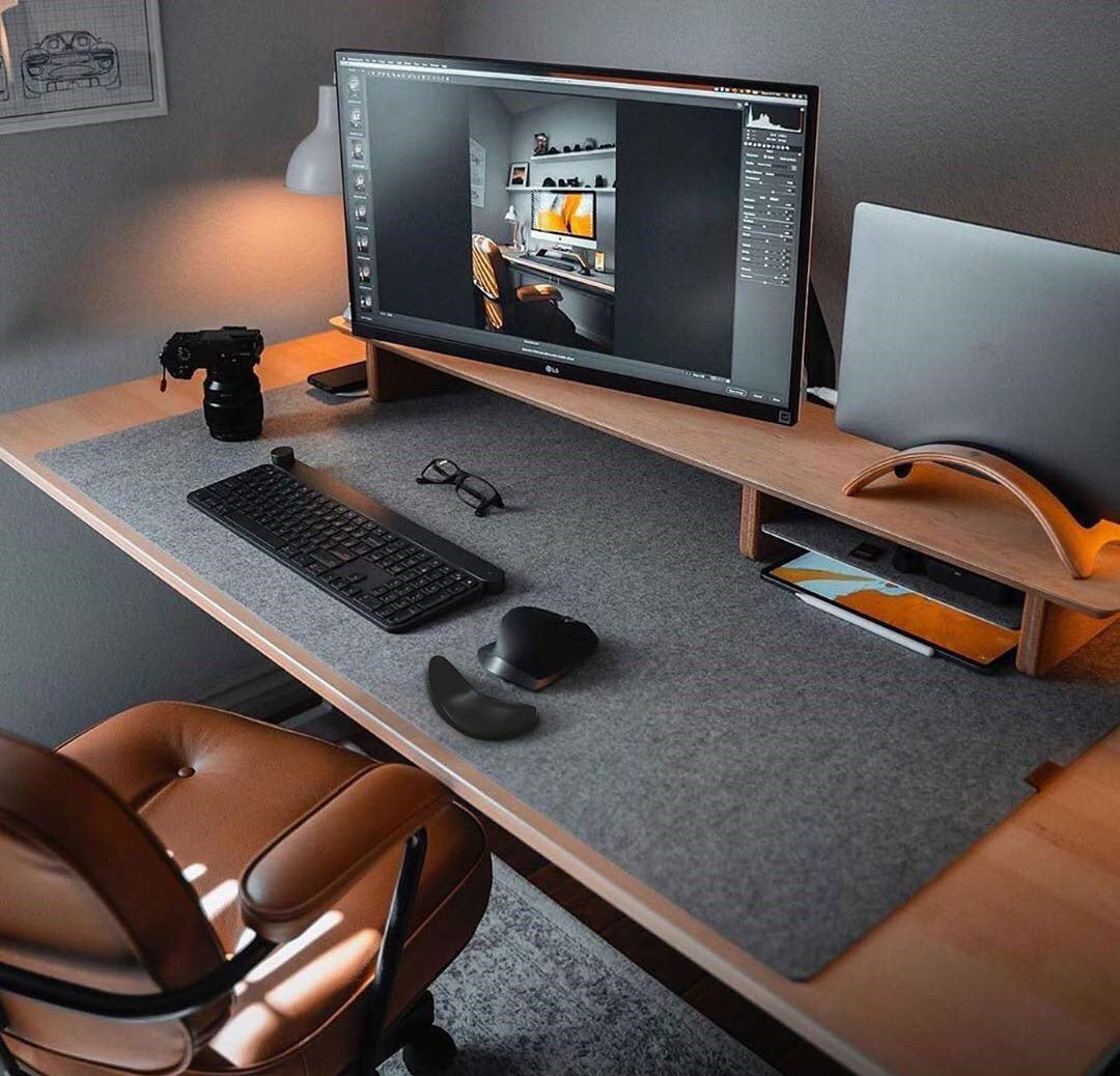 Game On, Pain Off: Ergonomic Mouse Pads for Gamers and Pro Creatives